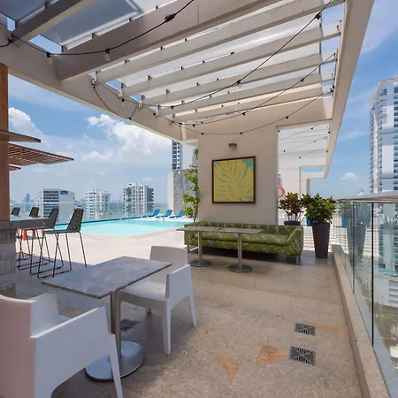 Hotel Hampton By Hilton Cartagena